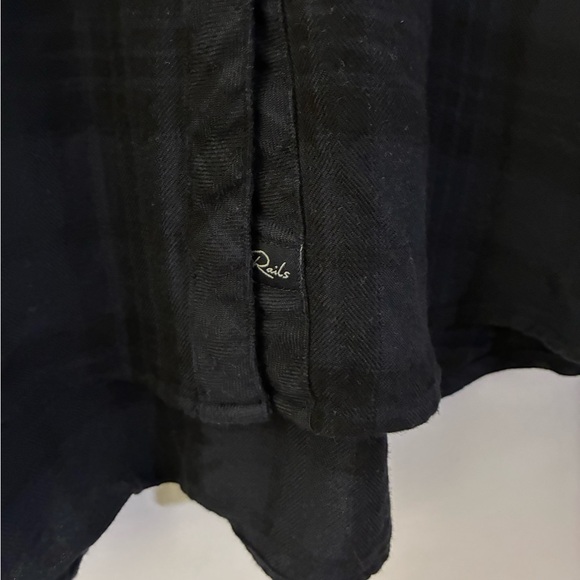 ✨ Rails Hunter Plaid Button-Up Shirt Onyx Jet Shirt Charcoal Gray Black - Picture 7 of 12